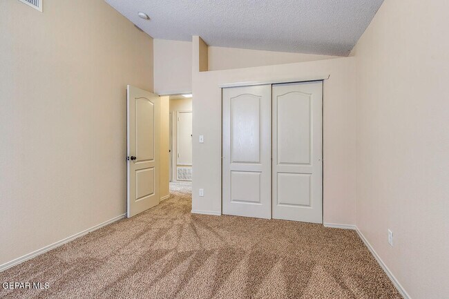 Building Photo - 11933 Mesquite Bush Dr