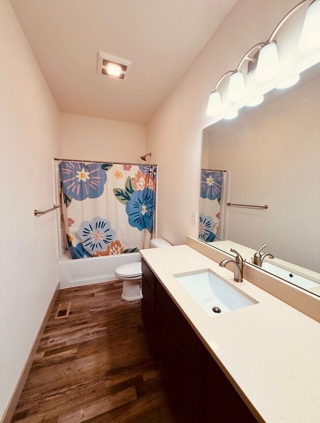 Building Photo - 17049 E Lori Ann Cir