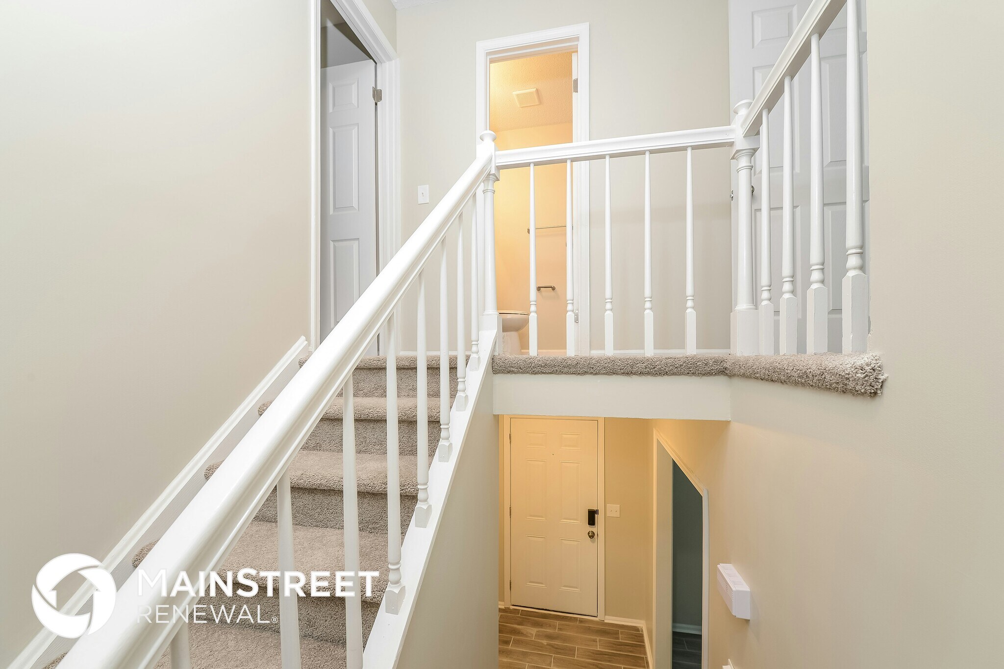 Building Photo - 405 Woodlake Dr