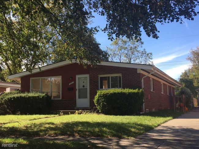 Primary Photo - 3 br, 1.5 bath House - 18603 Flamingo Blvd