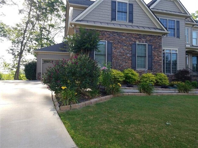 Building Photo - 2088 Towne Mill Ave