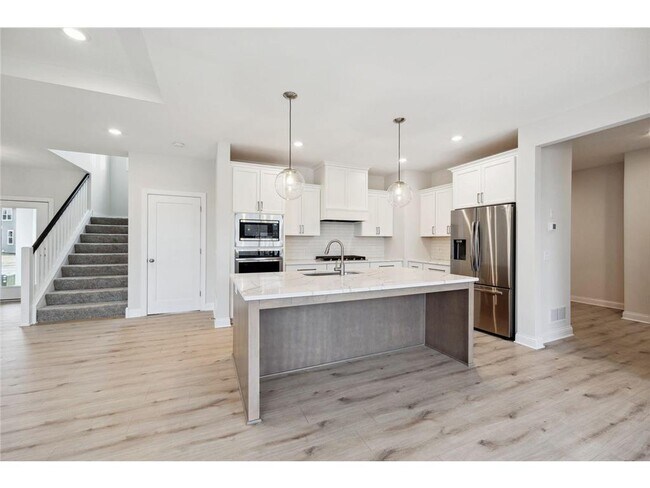 Building Photo - 10268 Arrowwood Path