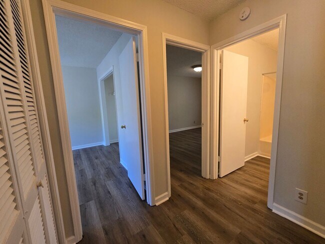 Building Photo - 493 Stone Mountain St