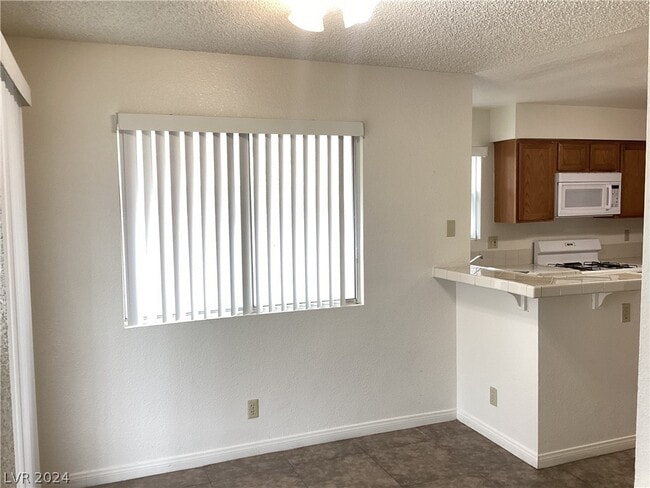 Building Photo - 2805 Albemarle Way