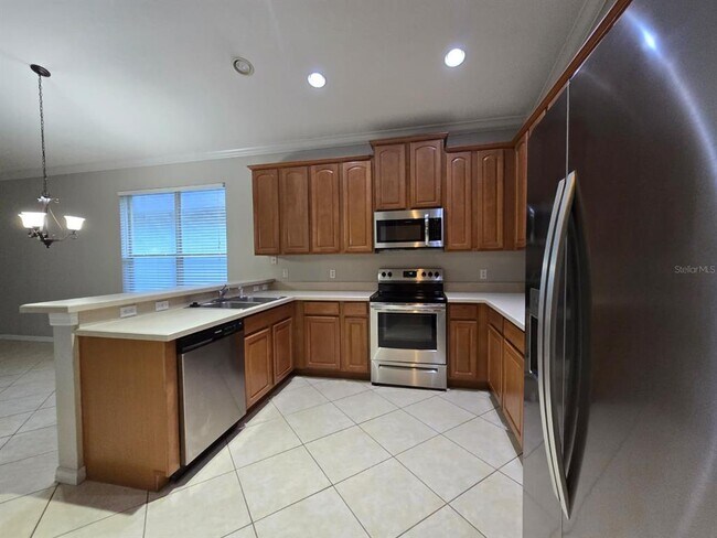 Building Photo - 9437 Leland Dr