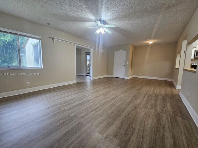 Building Photo - 4857 Sable Pine Cir