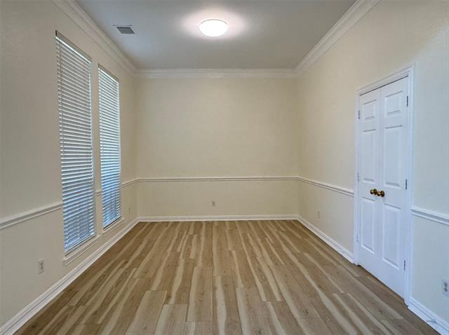 Building Photo - 3720 Southport Dr