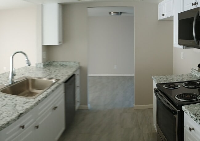 Building Photo - 3545 W Banff Ln.