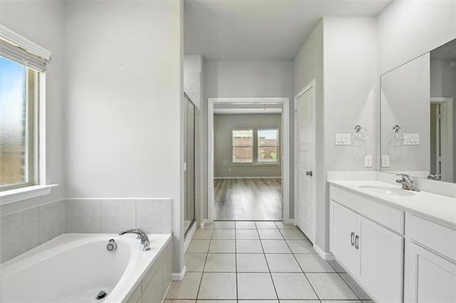 Building Photo - 913 Cobalt Dr