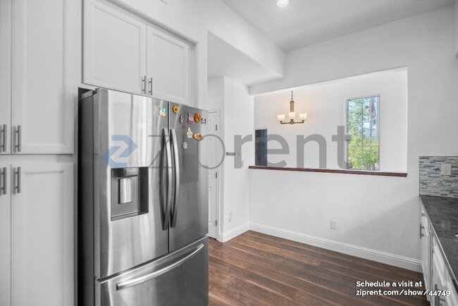 Building Photo - 882 Inspiration Pl