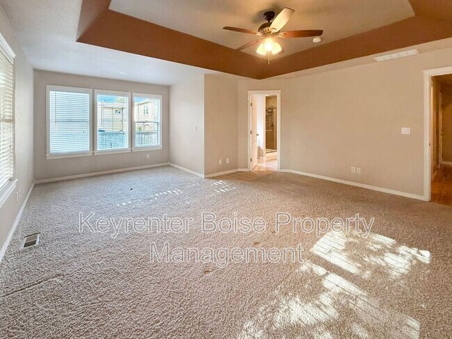 Building Photo - 1285 E Prohaska St