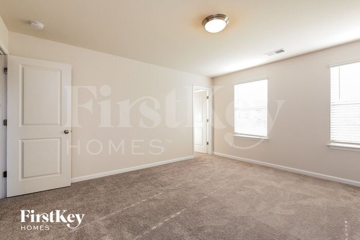 Building Photo - 628 Okame Ct