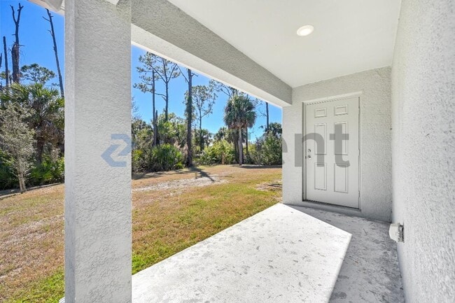 Building Photo - 12009 Henley Ave