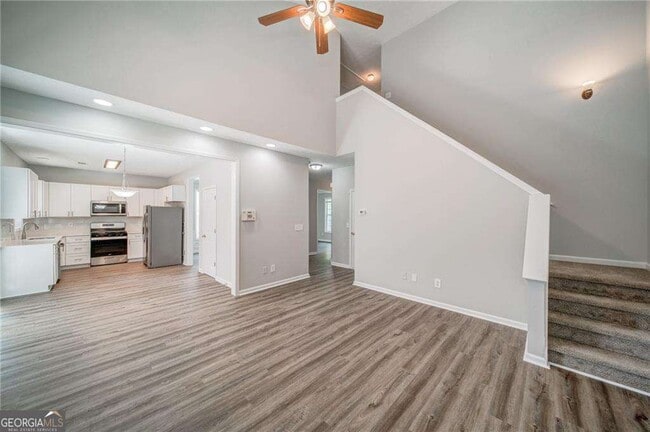 Building Photo - 132 Diamond Ridge Ave