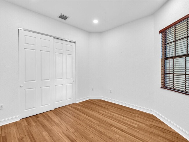 Building Photo - 3530 NW 87th Ave