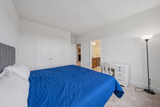 Building Photo - 101 Milvian Wy SE