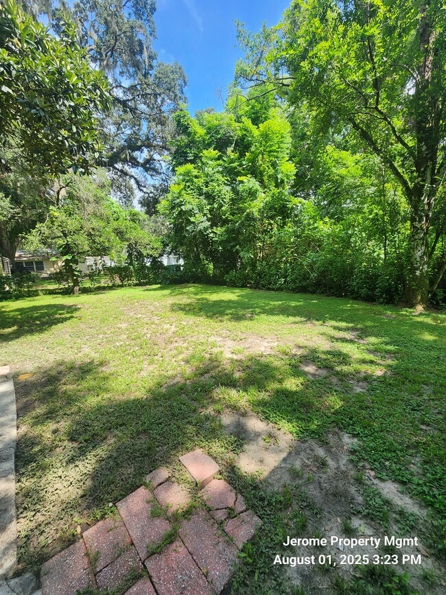 Building Photo - 4620 Plum St