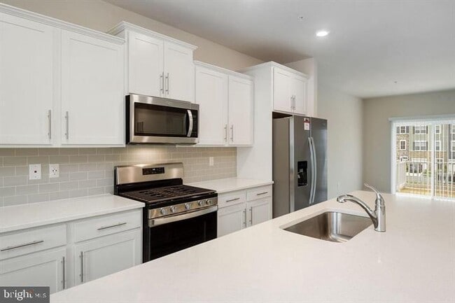 Building Photo - 1807 Kellington Ct