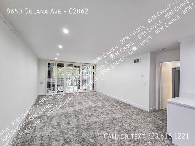 Building Photo - 8650 Gulana Ave