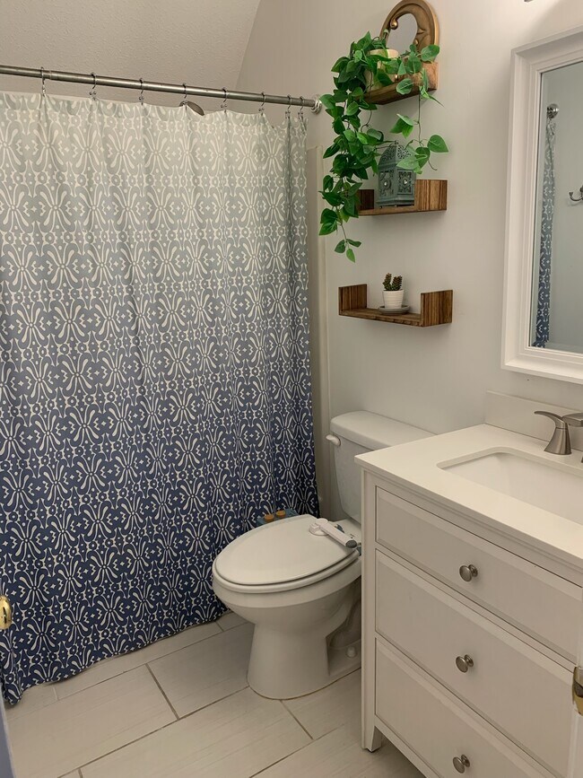 Building Photo - 209 Cannon Rd