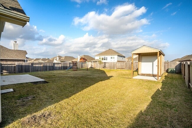 Building Photo - 135 San Bernard Dr