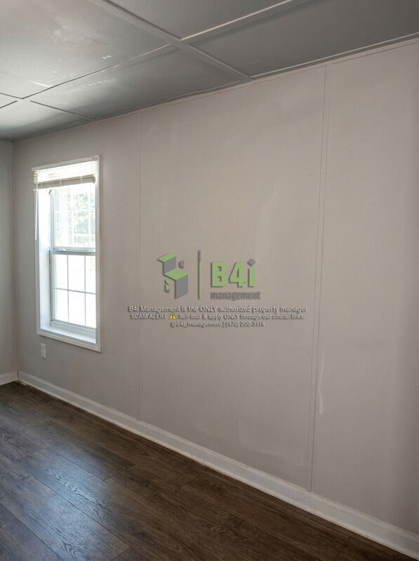 Building Photo - 165 Chapel Hill Cir
