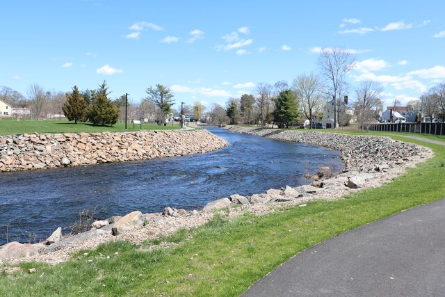 Building Photo - 150 Neponset St