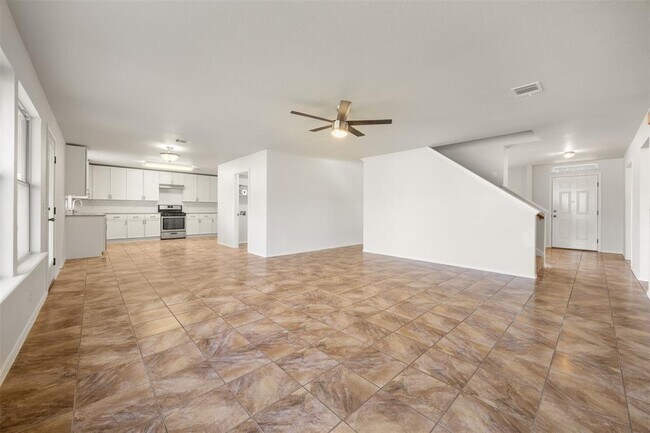 Building Photo - 7016 Albacete Ln