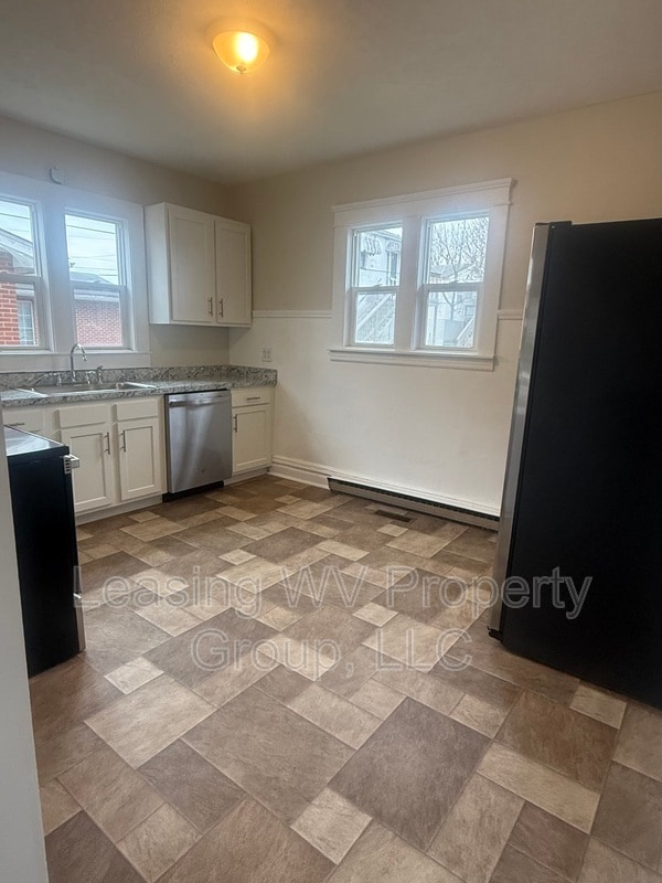 Building Photo - 2914 Virginia Ave