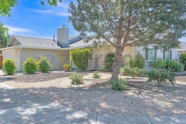 Building Photo - 500 Middlesex Rd