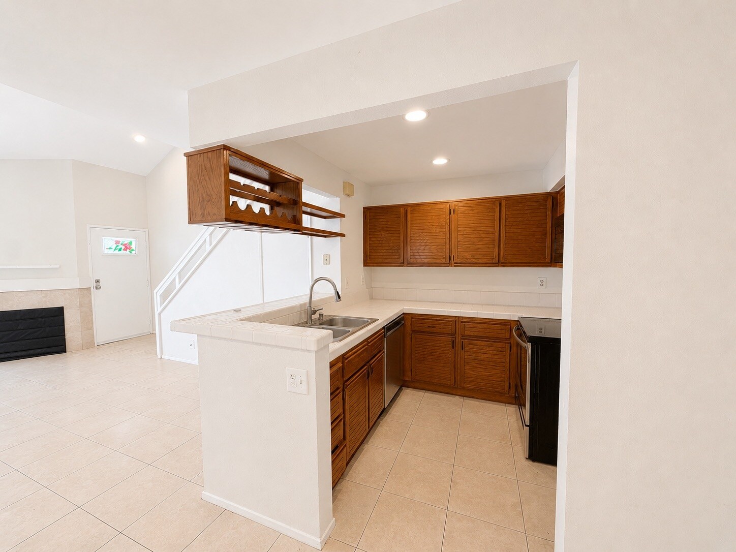 Building Photo - 1158 Tivoli Ln