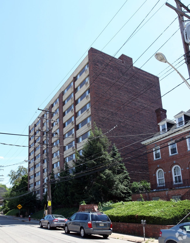 Building Photo - State Manor Apartments