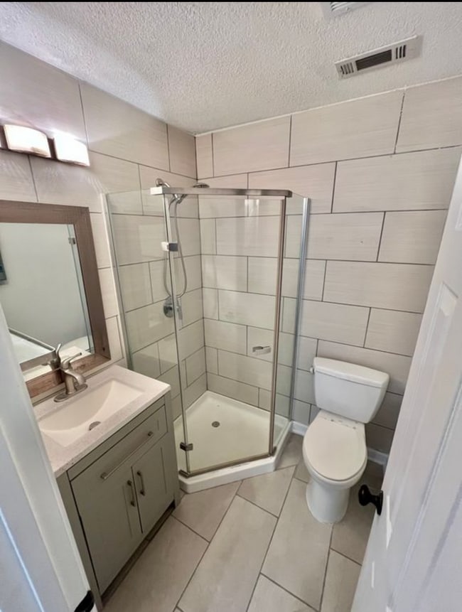 Building Photo - 7700 Norwood St