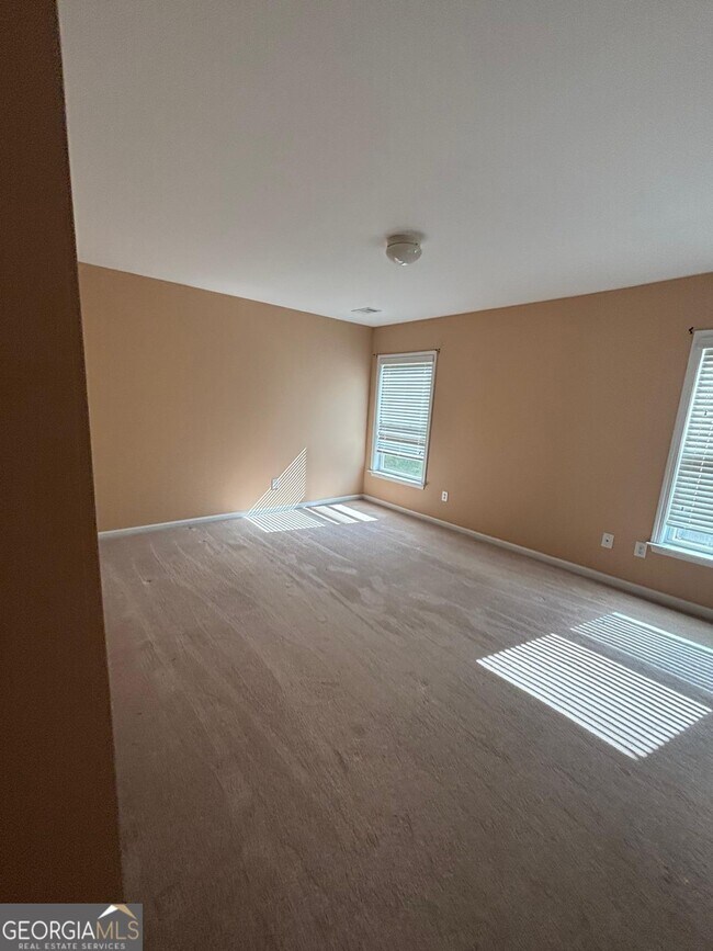 Building Photo - 6337 Windy Ridge Way