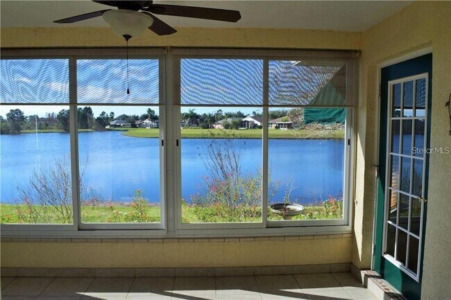 Building Photo - 29530 Waggle Dr