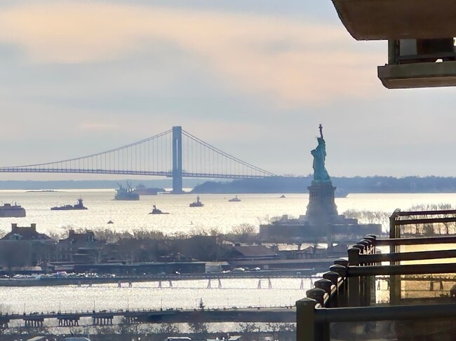 Building Photo - 270 Marin Blvd