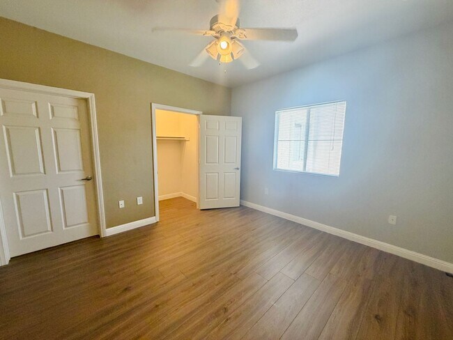 Building Photo - 5250 S Rainbow Blvd