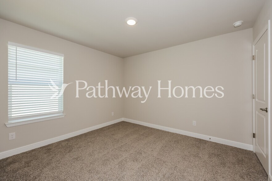 Building Photo - 1752 Reverie Rd