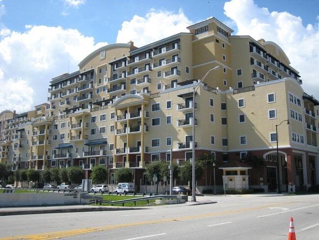 Primary Photo - 8390 SW 72nd Ave