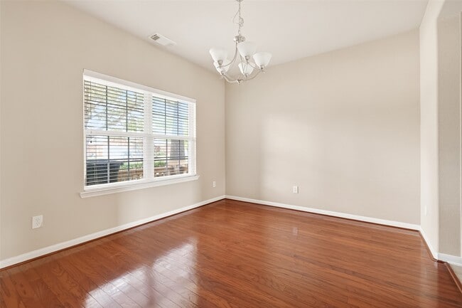 Building Photo - 21514 Venture Park Dr