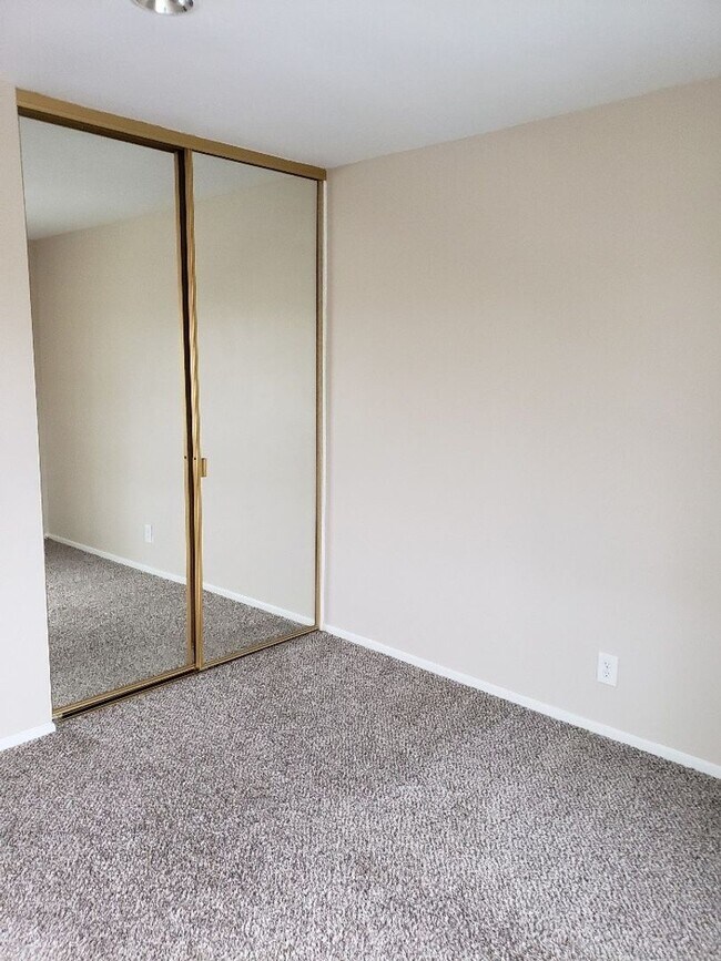 Building Photo - Westminster - Lovely 4 Bedroom 2.5 Bath House for Lease