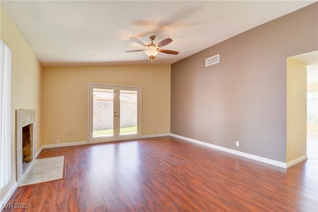 Building Photo - 5221 Percheron St