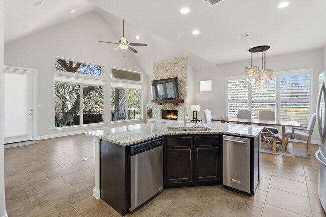 Building Photo - 108 Gemstone