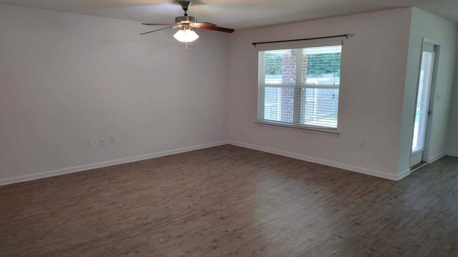 Family Room - 3492 Quail Dr