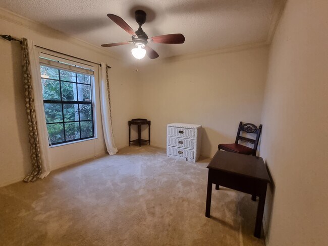 Building Photo - 317 Caen Ct