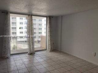Building Photo - 345 Ocean Dr