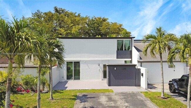 Building Photo - 12340 SW 20th Terrace