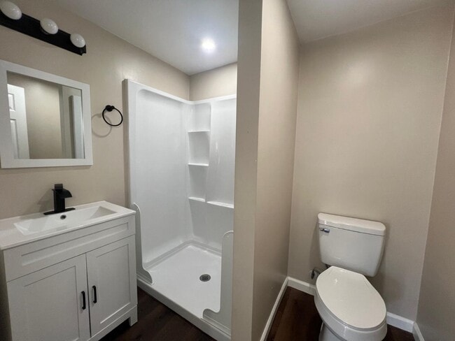 Building Photo - 3456 Madison St