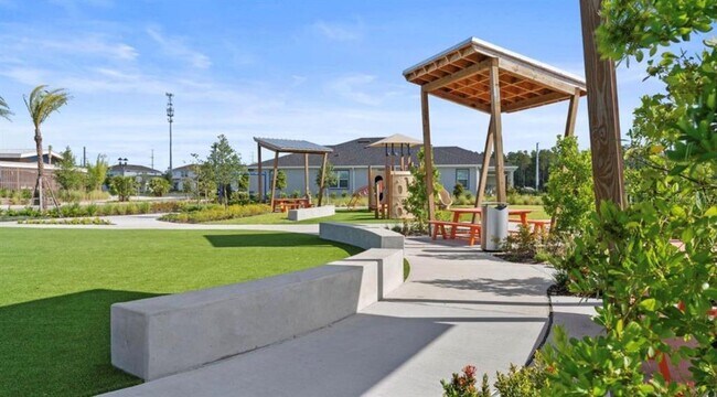 Building Photo - 7420 OLIVEWOOD Ave