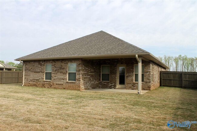 Building Photo - 139 Pembridge Ln